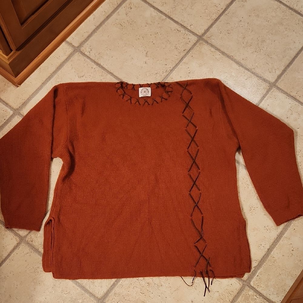 Finisterre Patagonia Women's Rust Orange Sweater w/ Brown Tie Details Size XL